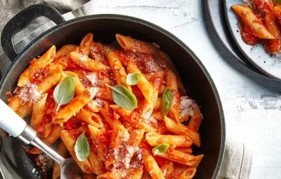 Penne with Spicy rose sauce