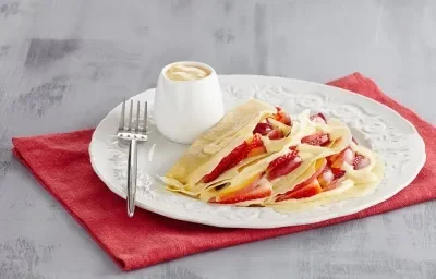 CREPES RELLENOS DE MARACUYÁ Y FRUTAS