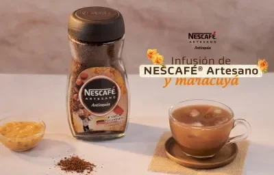 Infusión de NESCAFÉ® artesano y maracuyá