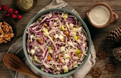 Ensalada navideña de col