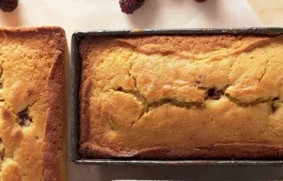 Pan de Maiz con Moras