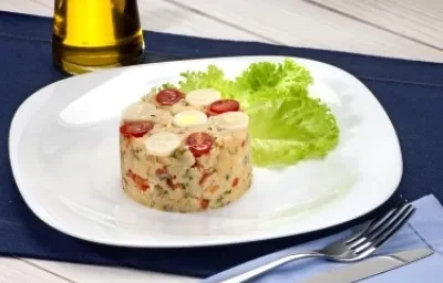 Ensalada de papa y atún con NUTREN Senior®