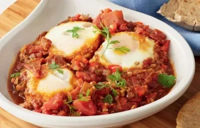 HUEVOS RANCHEROS AL ESTILO ISRAELITA