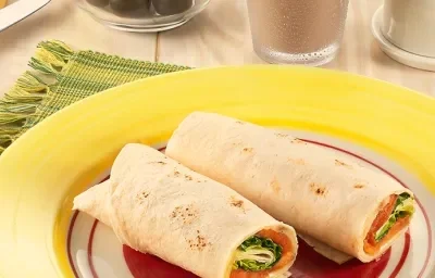 WRAPS CAPRESE ACOMPAÑADOS CON MILO® FRÍO