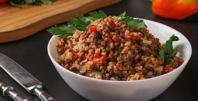 Arroz cremoso NUTREN® Senior con trozos de carne y pimentón