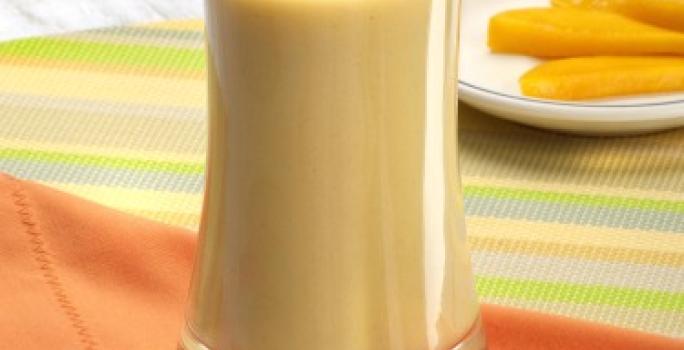 Batido de mango y copoazú con NUTREN® Senior