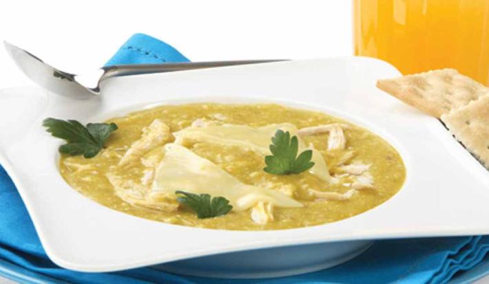 SOPA CREMOSA DE POLLO Y VEGETALES