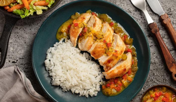 Pollo en salsa caser