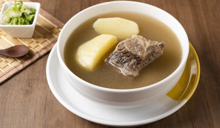 Caldo de costilla