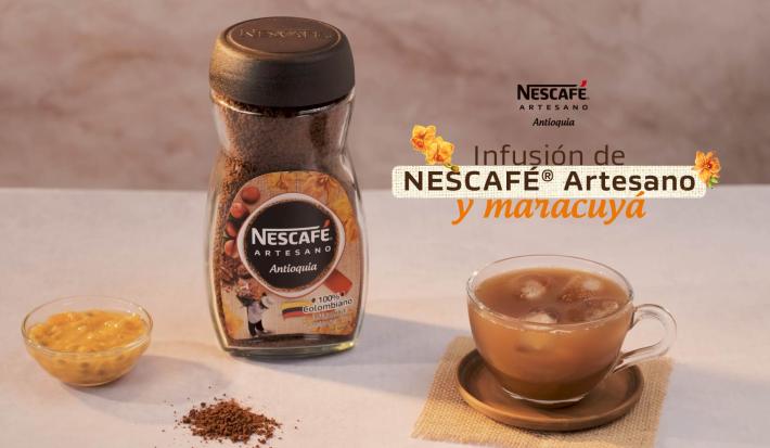 Infusión de NESCAFÉ® artesano y maracuyá