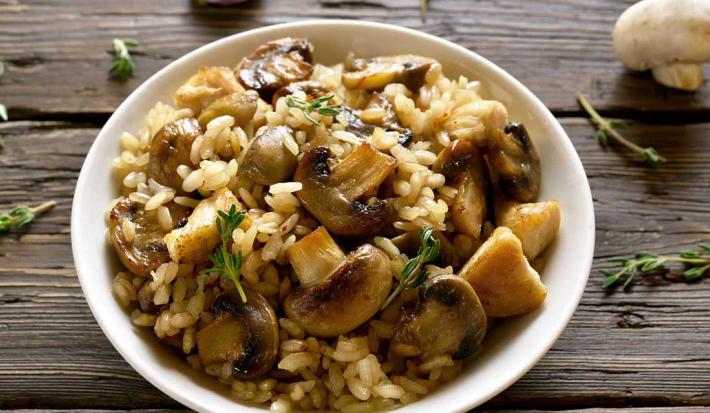 Risotto de quinoa con pollo y champiñones