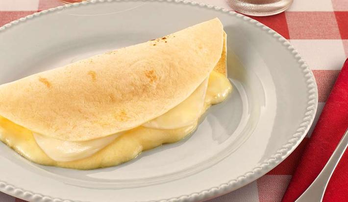 TORTILLA DE TRES QUESOS